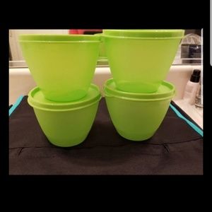 Kitchen - 4-piece Tupperware bowls Kitchen - 4-piece Tupperware bowls